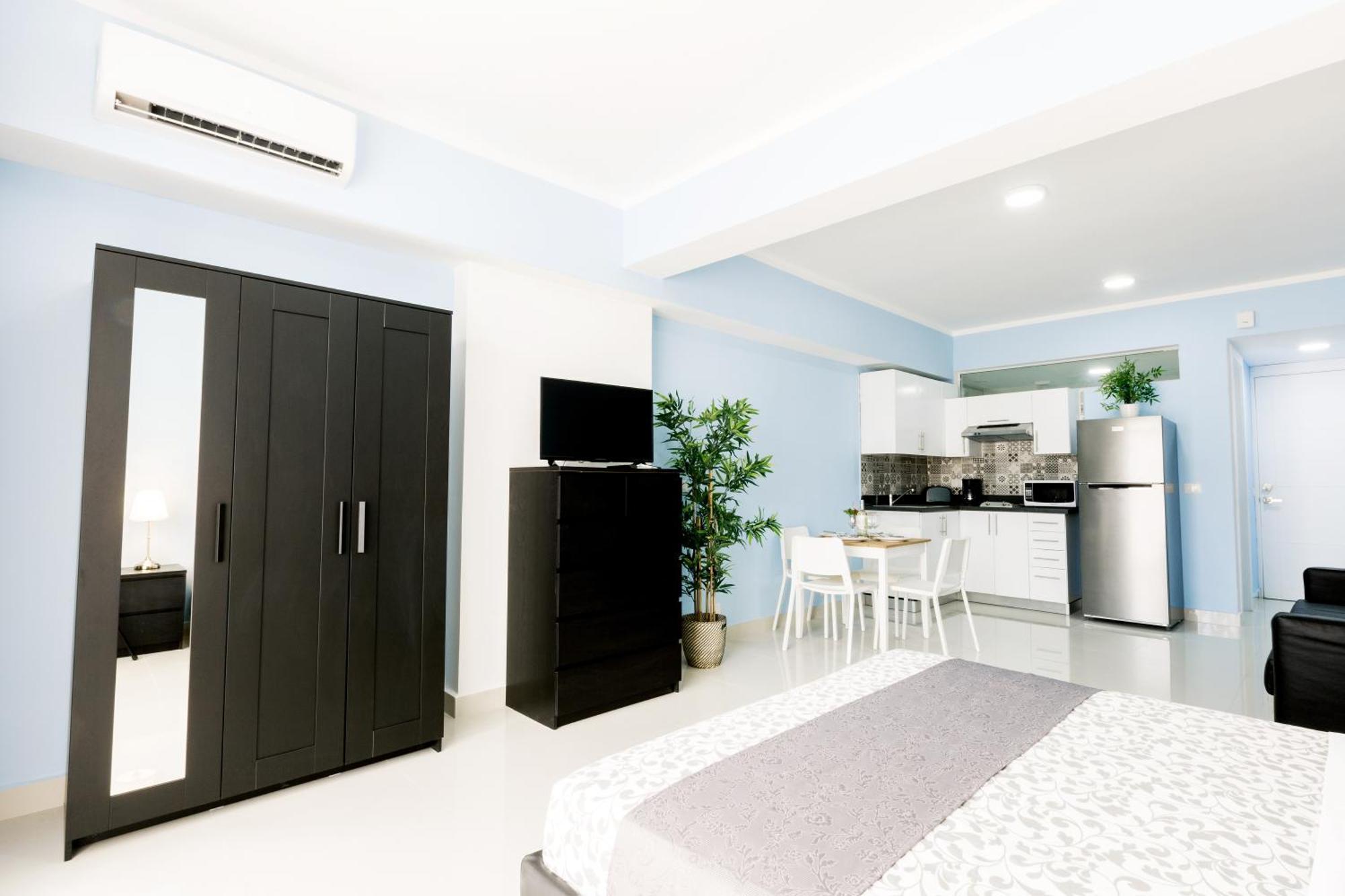 Aparthotel Ducassi And - Rooftop Pool, Club, Breakfast And Wifi 5*