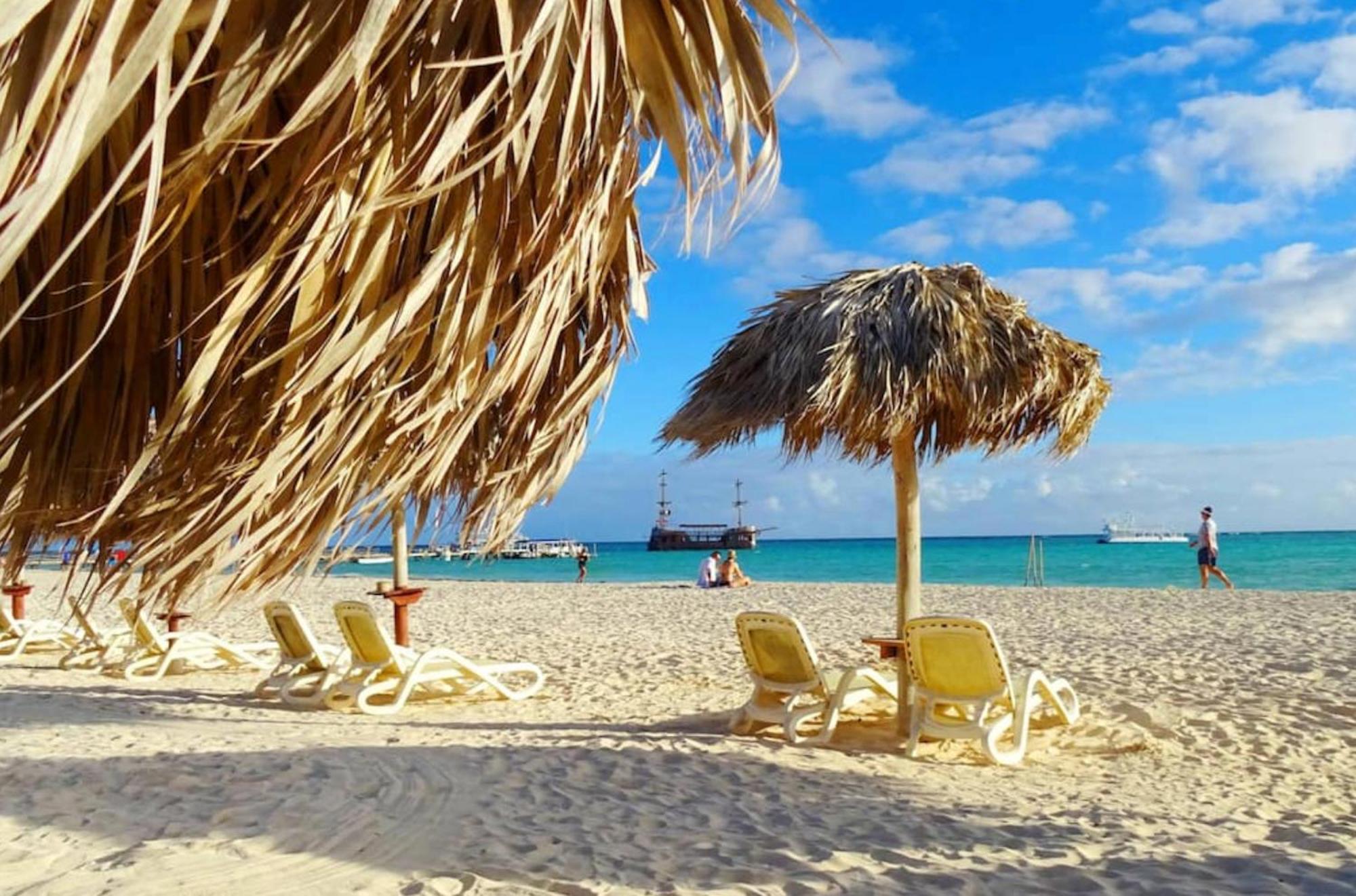 Aparthotel Olas De Sol Caribe Playa Corales *