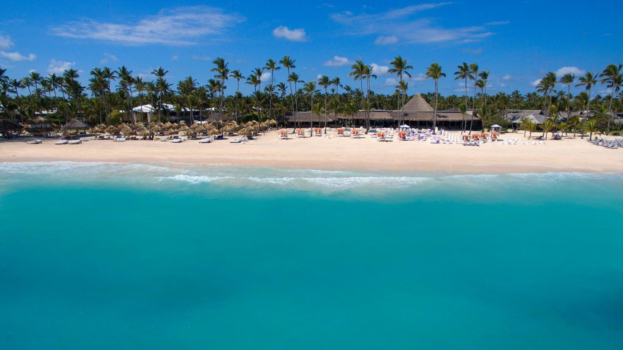 Paradisus 4*