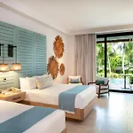 Unique Club at Lopesan Costa Bávaro Resort