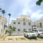Aventura Villas And Suites - Los Corales Beach