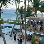 Tropical Suites With Rooftop Pool And Spa - Bavaro Beach