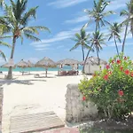 Dukassi Suites Rooftop Pool - Beach Club And Spa - Playa Los Corales