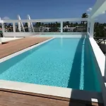 Dukassi Suites Rooftop Pool - Beach Club And Spa - Playa Los Corales