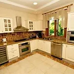 Caleton Club Villas
