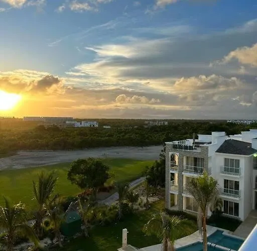 Ocean View Penthouse At Hard Rock By Unwind Properties
