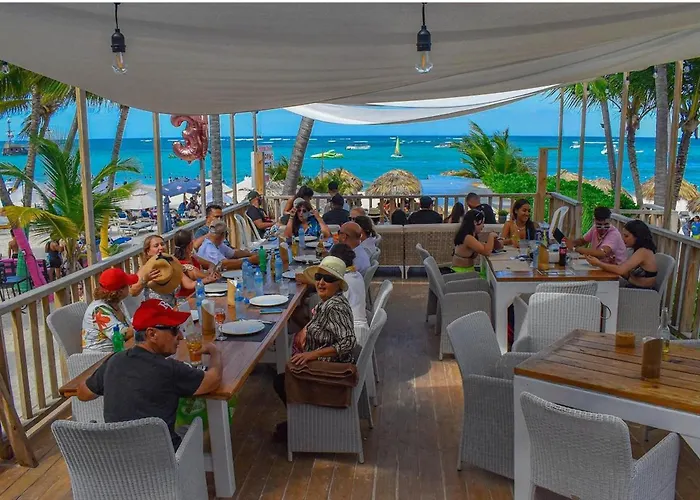 Olas De Los Corales - Villas And Suites