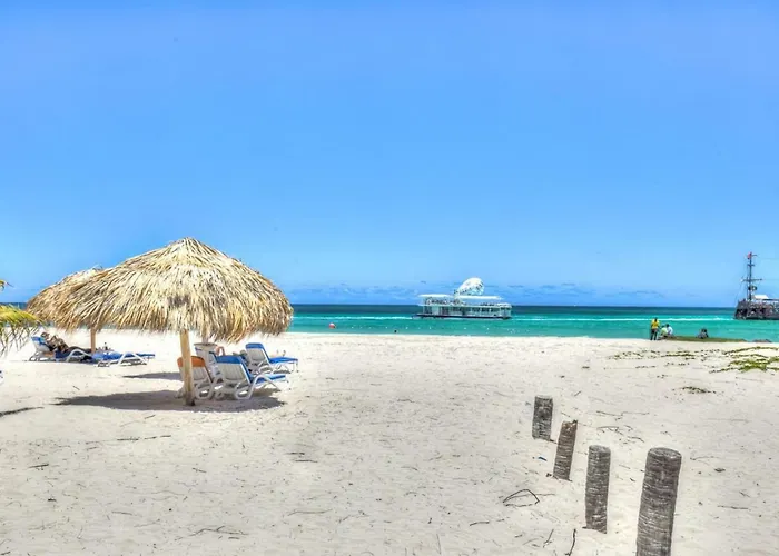 Oceanfront Apartment With Beach Views And Large Balcony - L-201