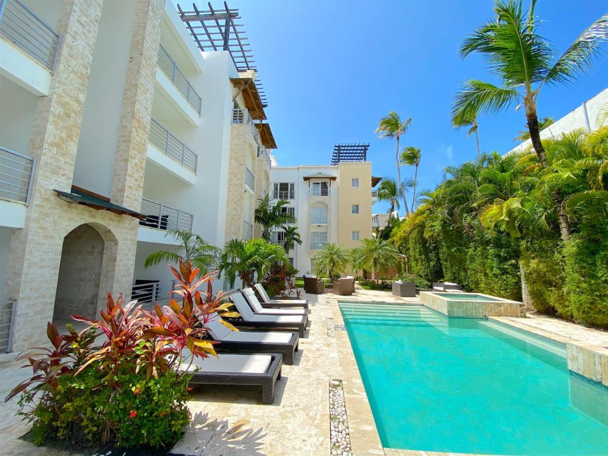 Aparthotel Deluxe Suites Chateau Del Mar - Swimming Pool And Jacuzzi - Bavaro Beach 4*
