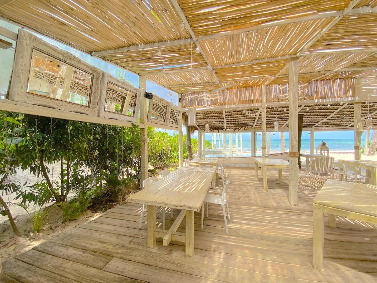 Aparthotel Deluxe Suites Chateau Del Mar - Swimming Pool And Jacuzzi - Bavaro Beach 4*