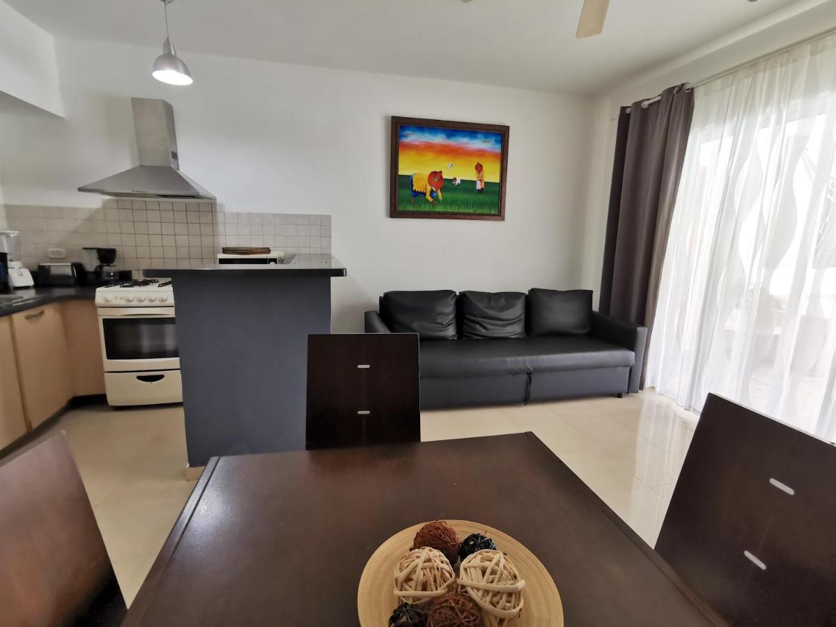 Deluxe Las Terrazas Pool View - Playa Los Corales Apartamento