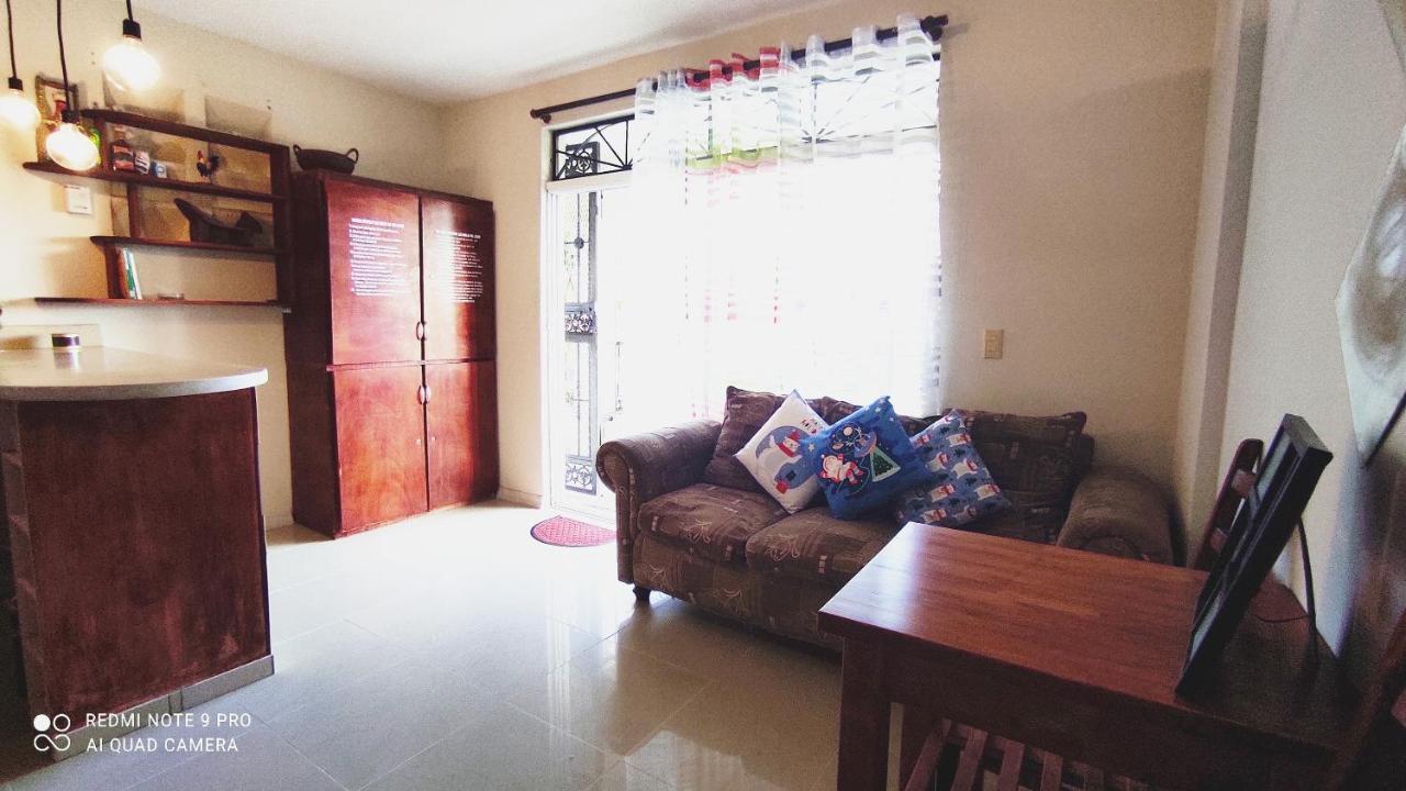Private Rooms-art Guest house *