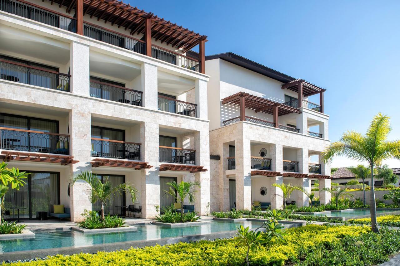 Unique Club At Lopesan Costa Bávaro 5* Punta Cana