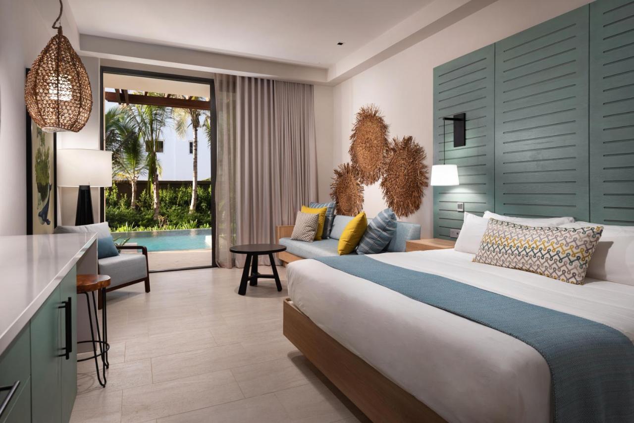 Unique Club At Lopesan Costa Bávaro Punta Cana