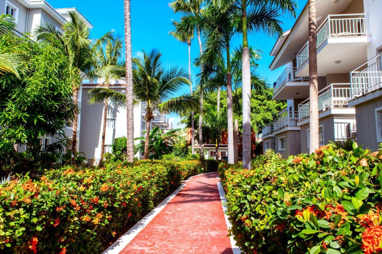 Tropicana Suites Deluxe Beach Club & Pool - Playa Los Corales Punta Cana