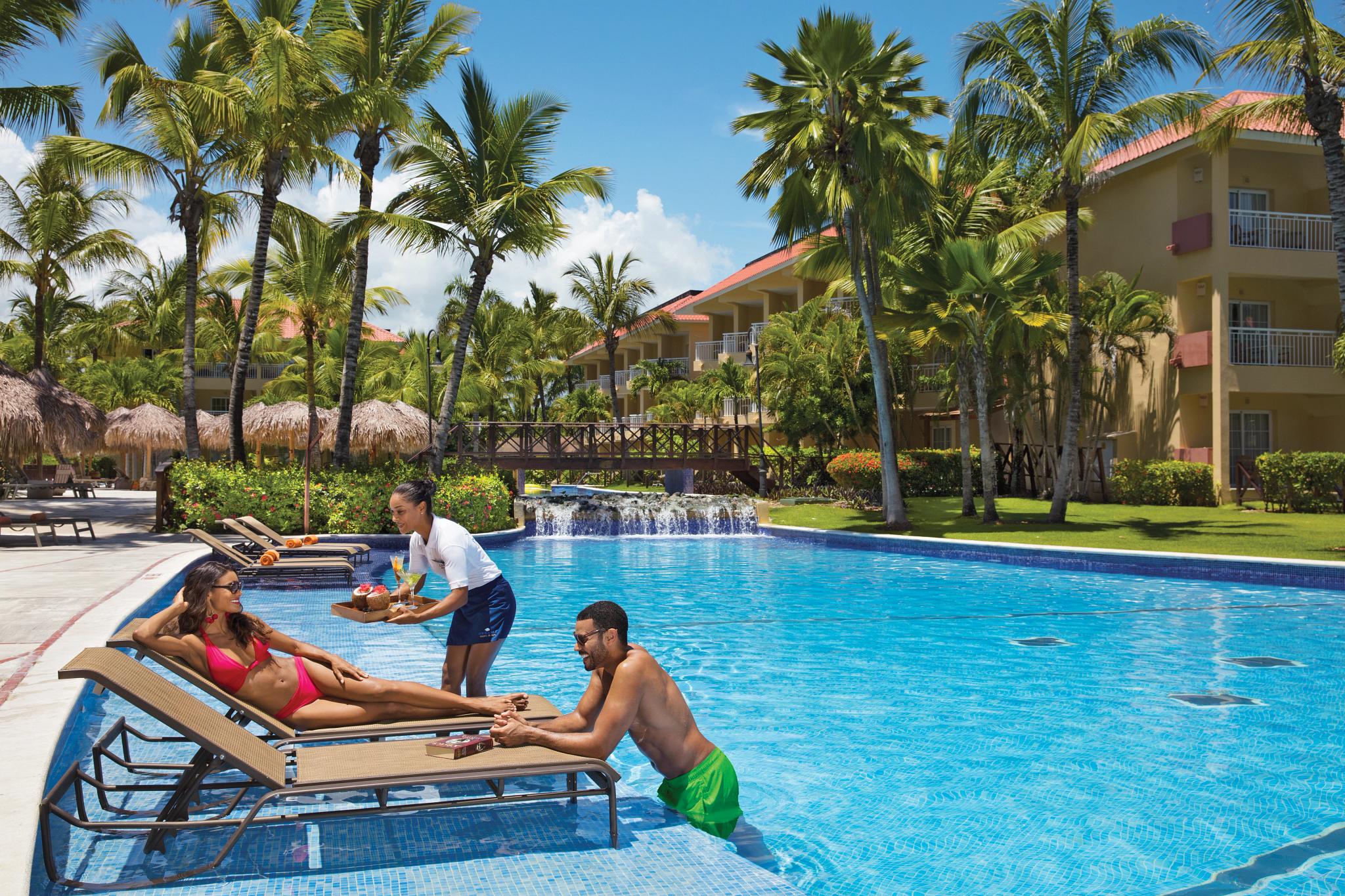 Wyndham Alltra Resort