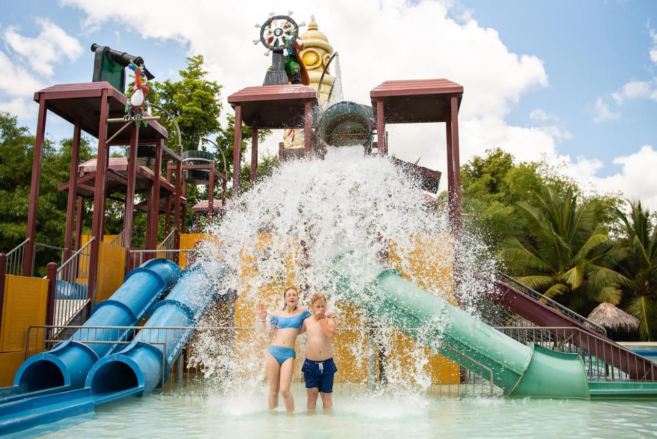 Grand Sirenis & Aquagames Resort