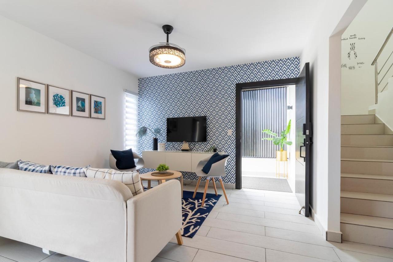 Villa Modern 4-br With Pool In Residential Area Punta Cana