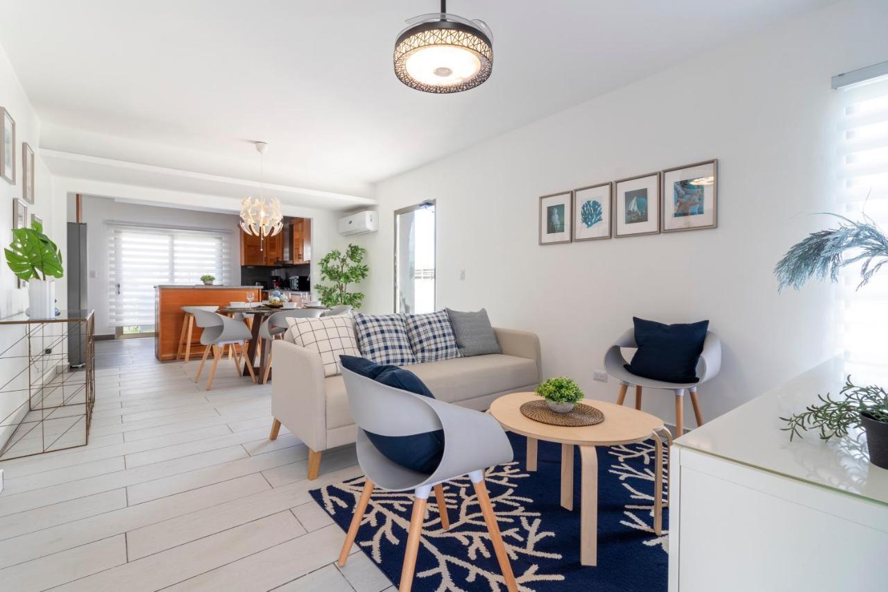 Modern 4-br With Pool In Residential Area