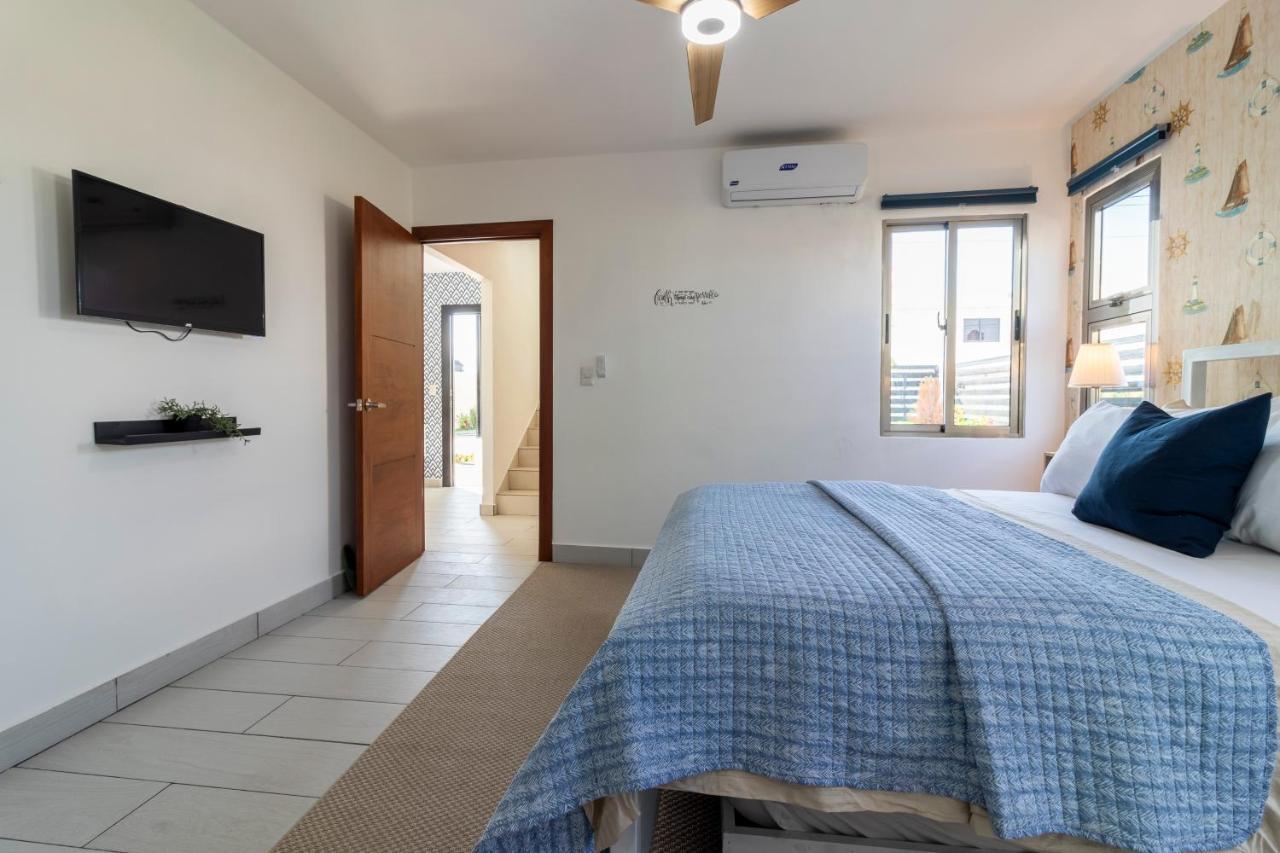 Villa Modern 4-br With Pool In Residential Area *