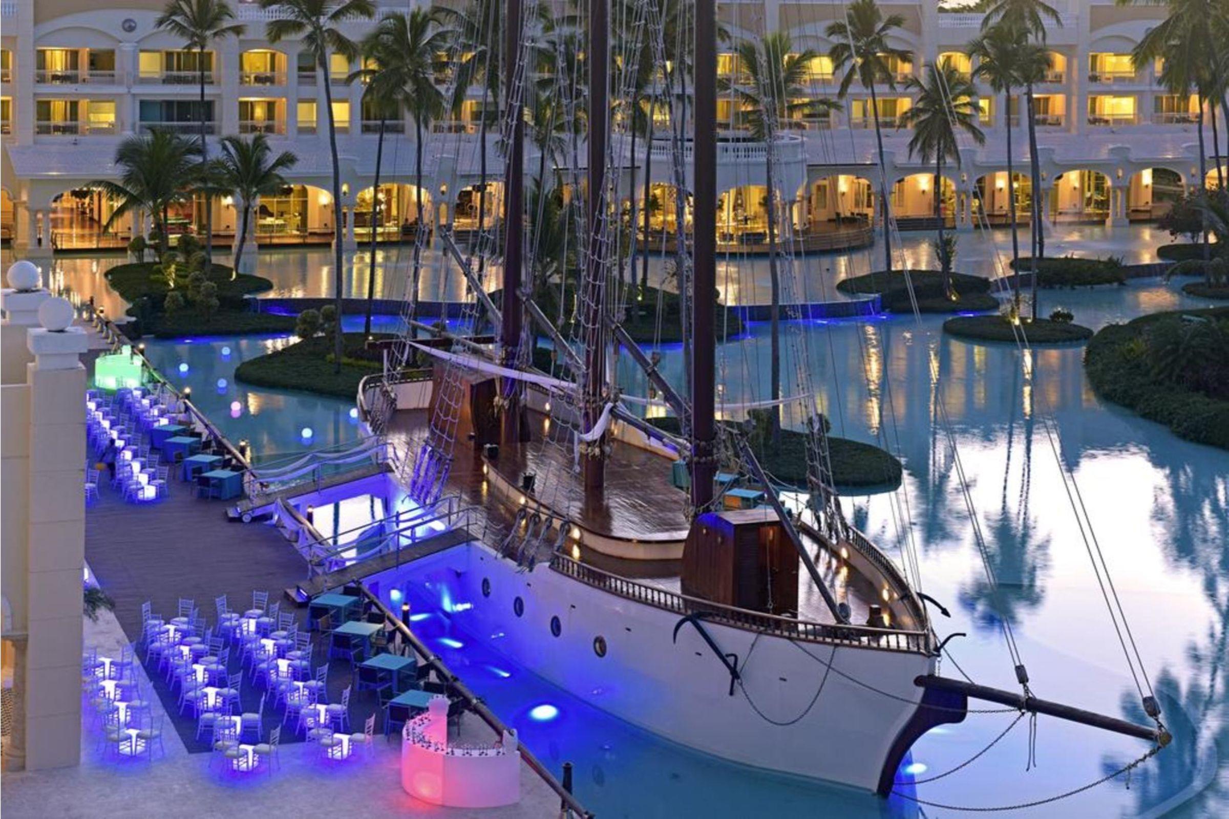 Resort Iberostar Selection Bavaro (adults Only) 5*