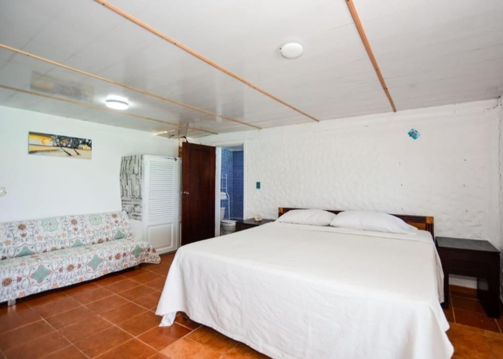 Bed and breakfast Dios Es Fiel - Ali Punta Cana