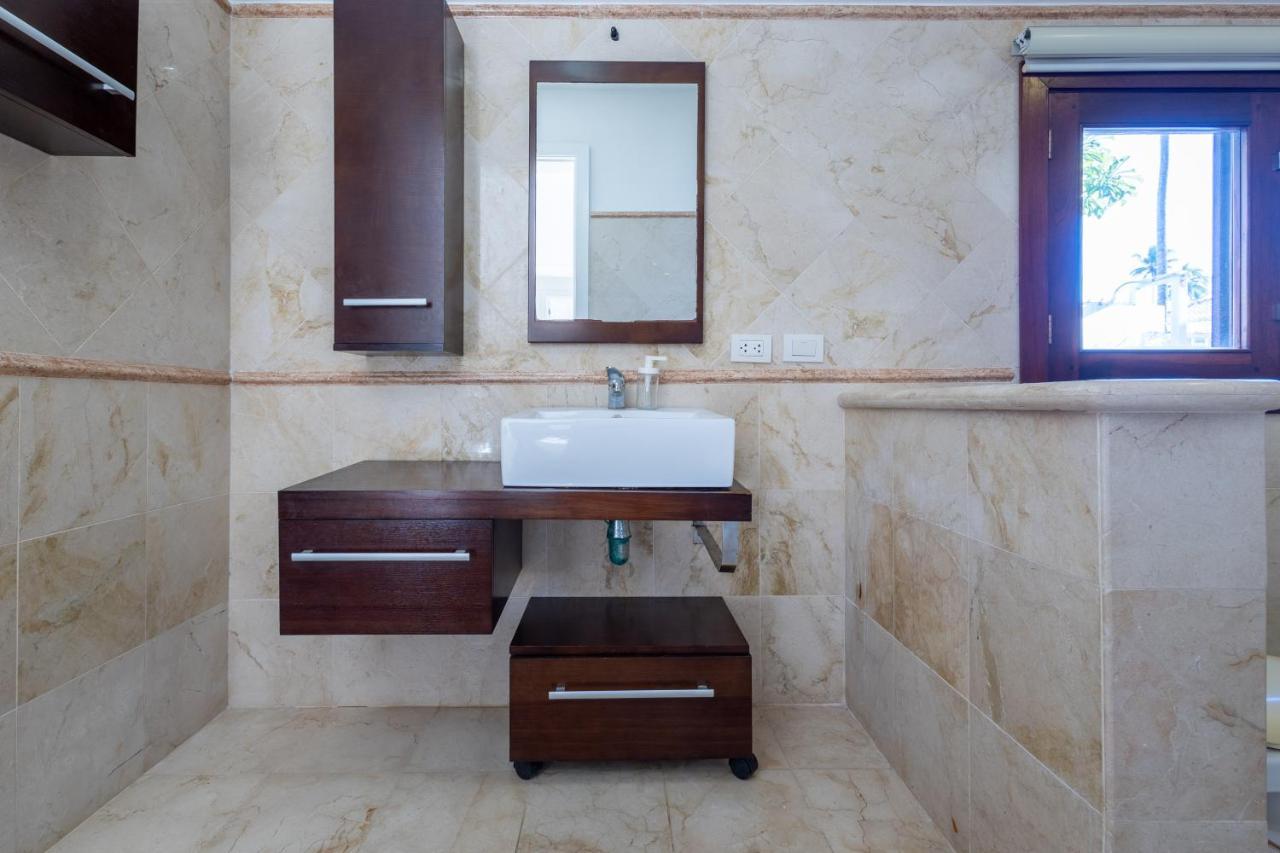 Villa Huge 7-bedroom With Private Pool - Corales *