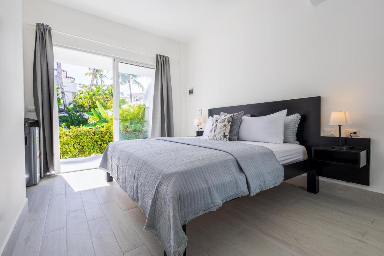 Huge 7-bedroom With Private Pool - Corales
