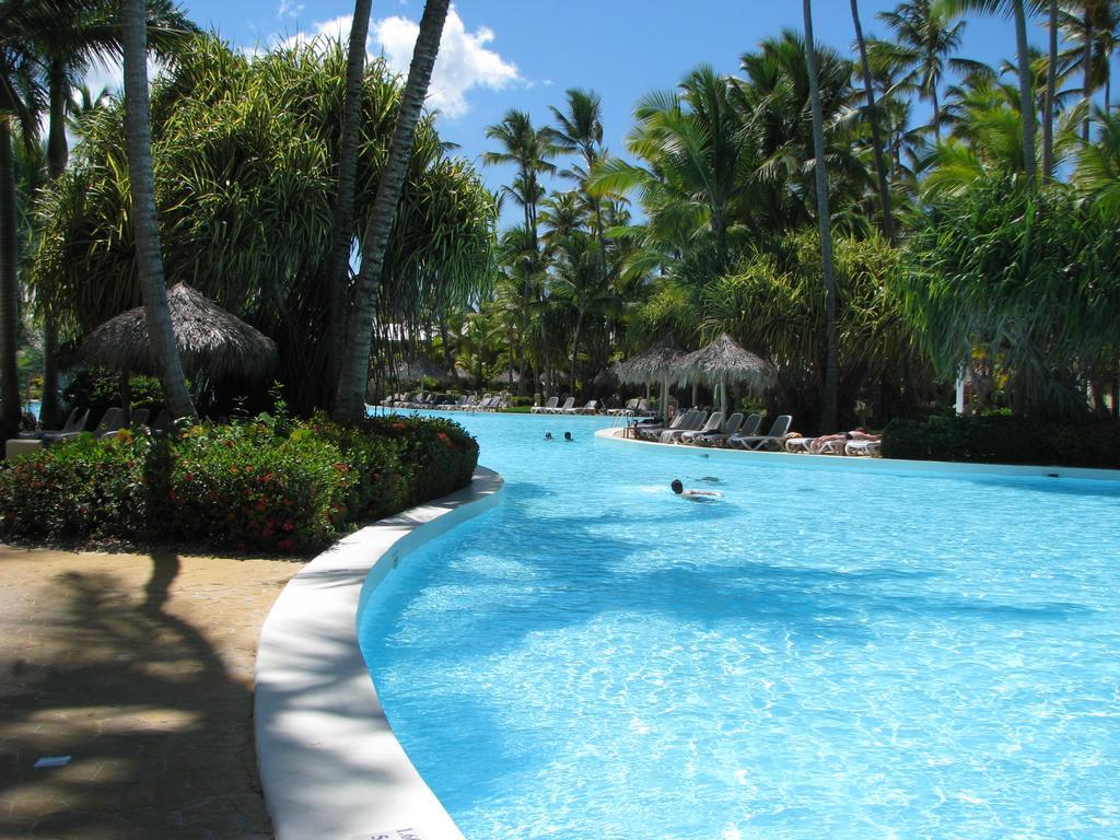 Suites At Melia Caribe Beach And Hotel 4*