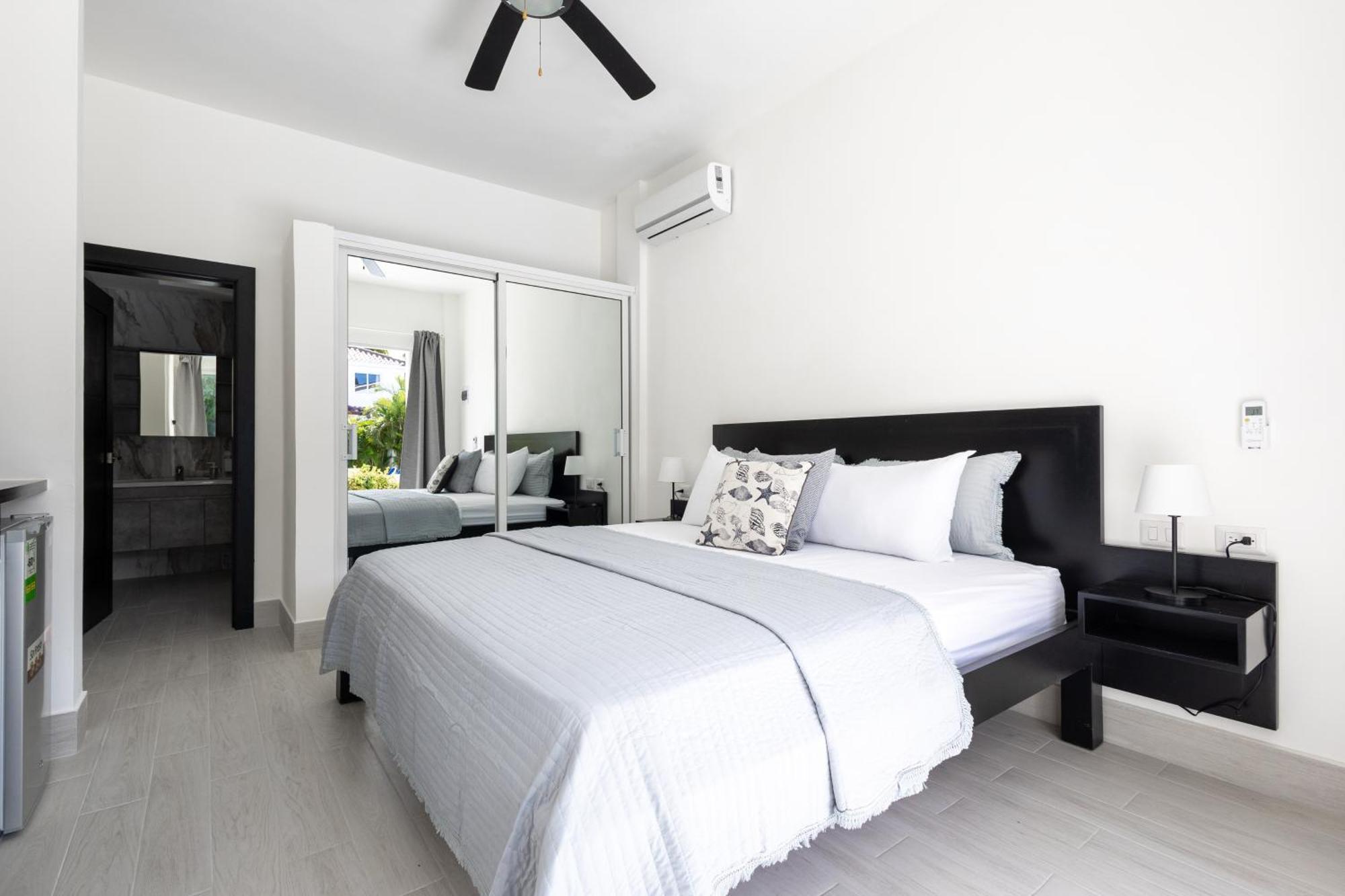 Huge 7-bedroom With Private Pool - Corales Villa Punta Cana
