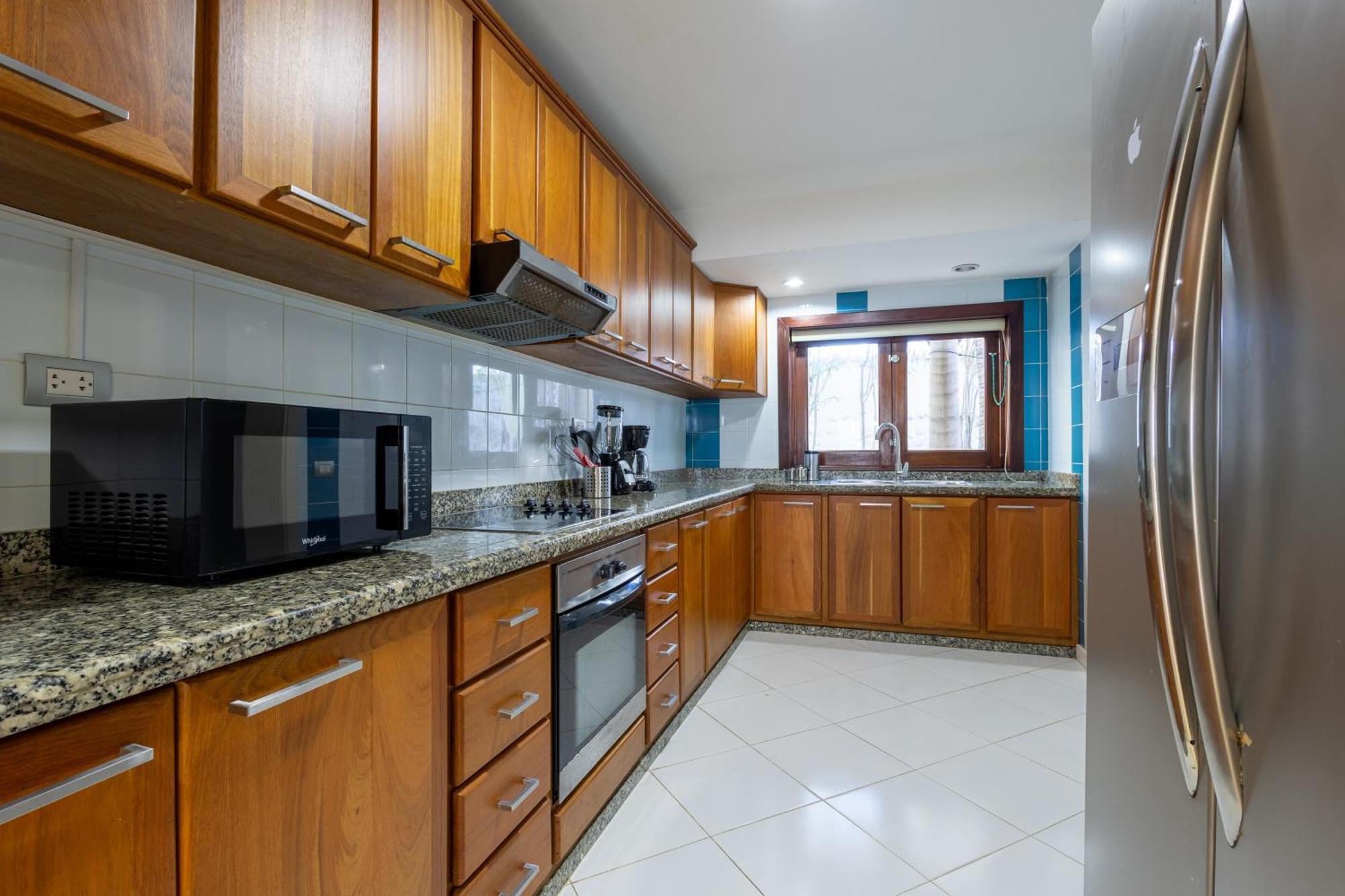 Huge 7-bedroom With Private Pool - Corales *