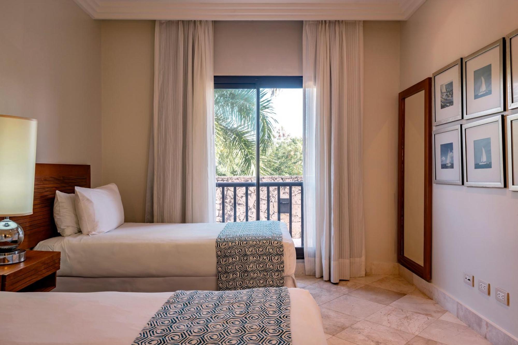 Ancora Cap Cana: Marina Resort&villas