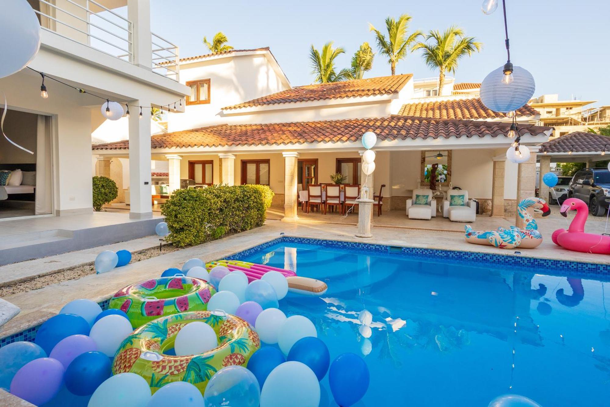 Huge 7-bedroom With Private Pool - Corales Villa Punta Cana