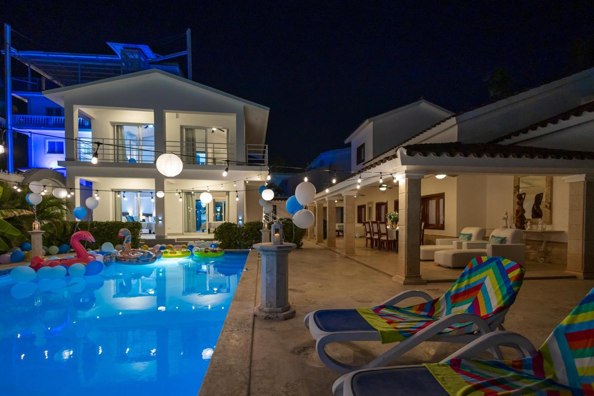 Huge 7-bedroom With Private Pool - Corales Villa Punta Cana