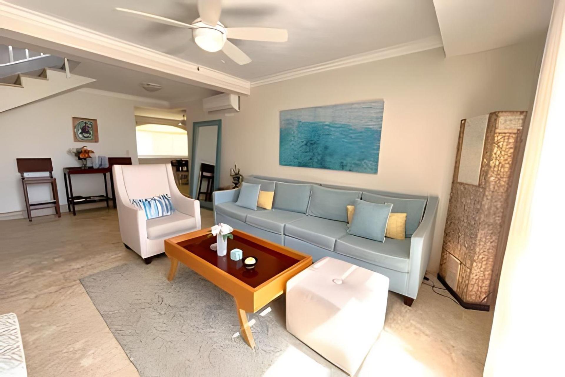 Spectacular Penthouse Ocean Views. Playa Bavaro.