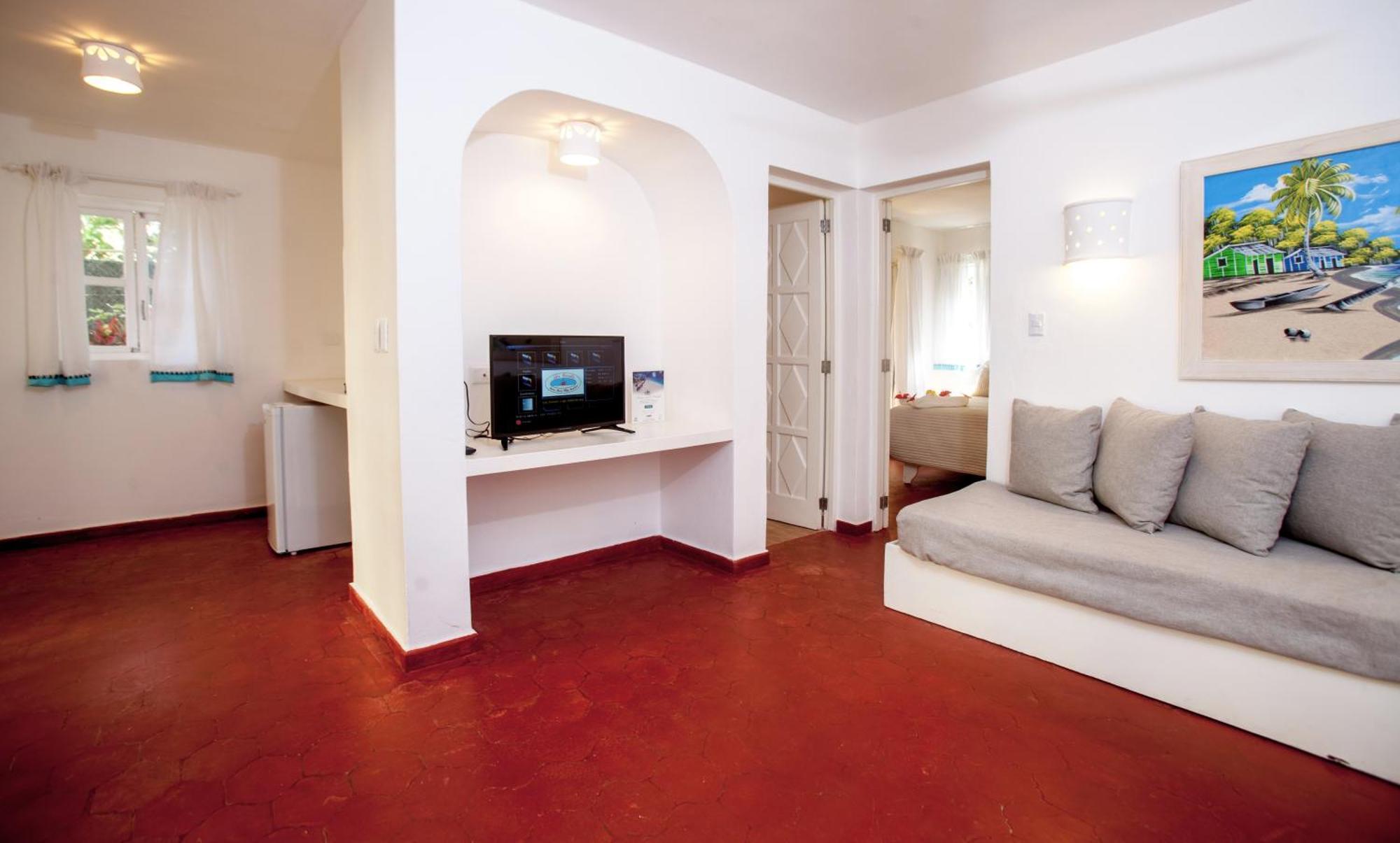Corales Village - The Original 3*
