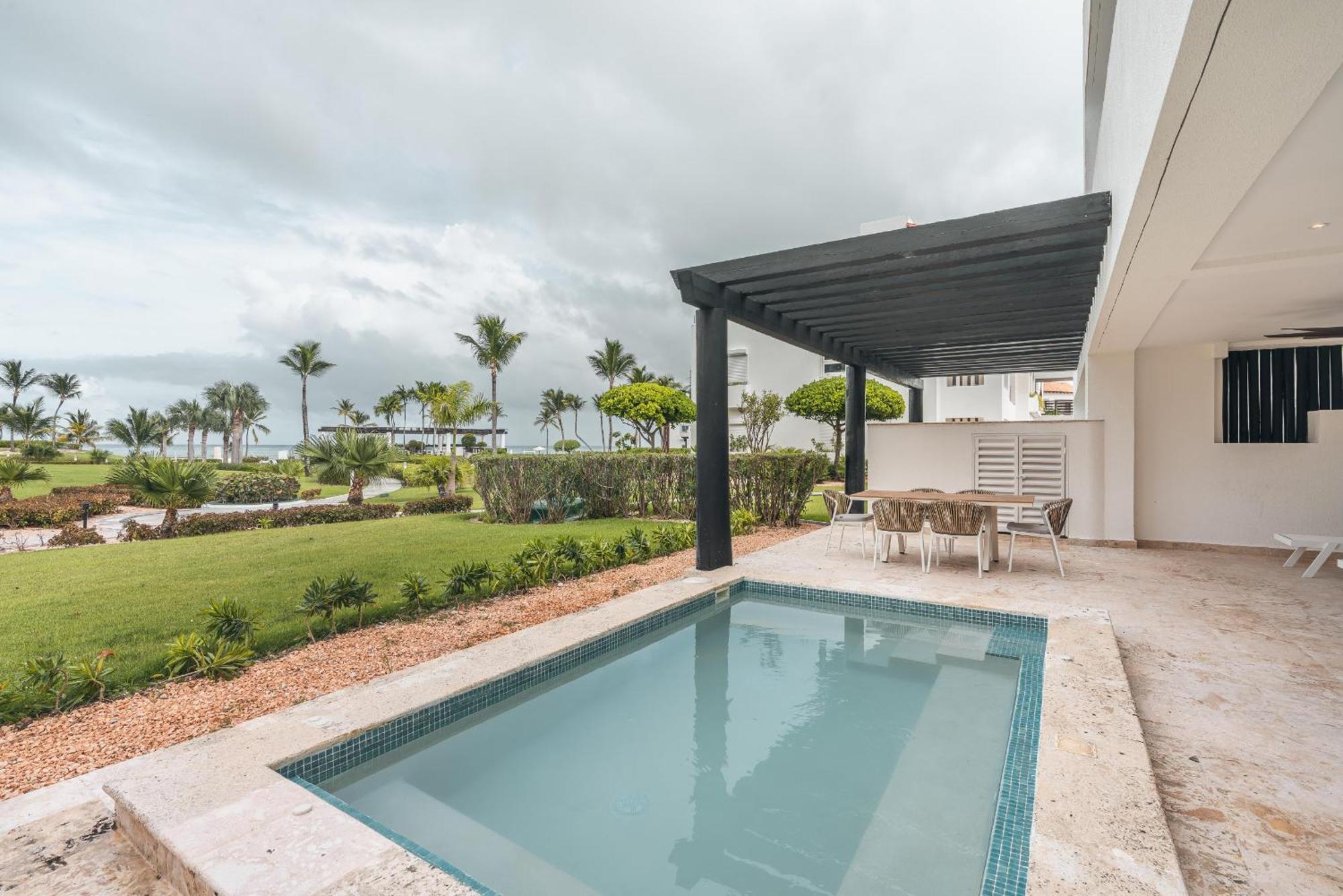 Apartamento With Picuzzi In Cap Cana At Punta Palmera Ba5