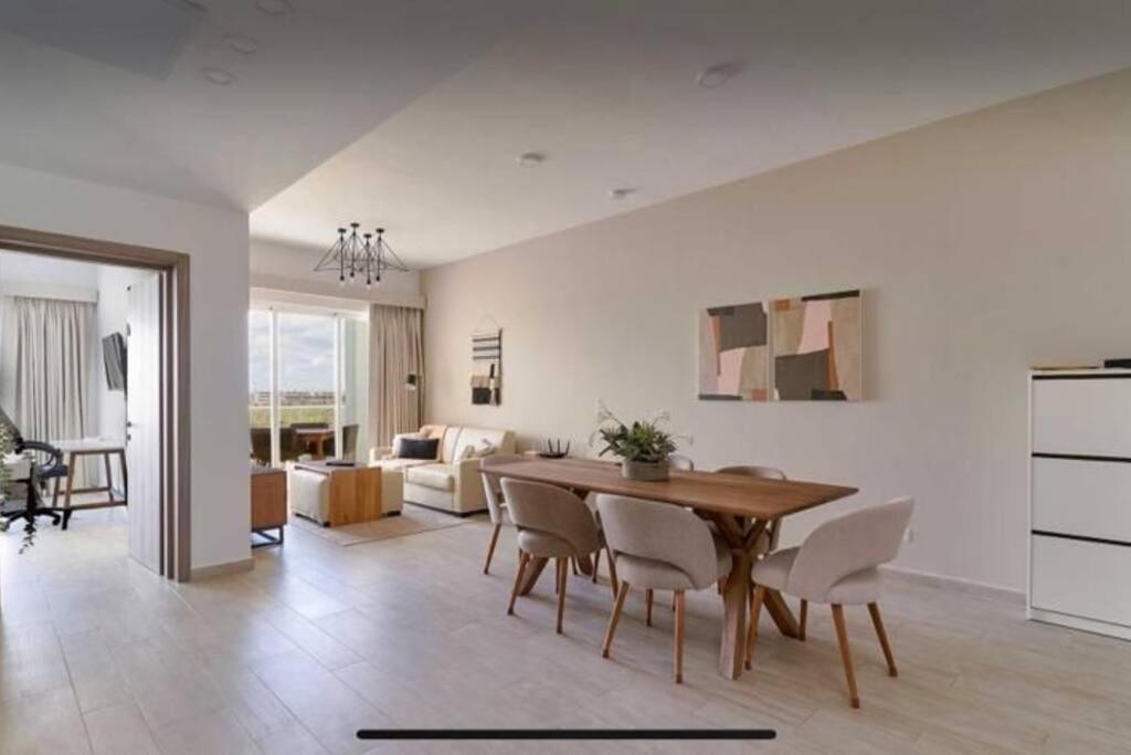 Ocean View Penthouse At Hard Rock By Unwind Apartment *