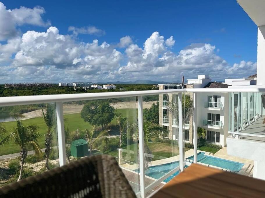 Apartment Ocean View Penthouse At Hard Rock By Unwind *