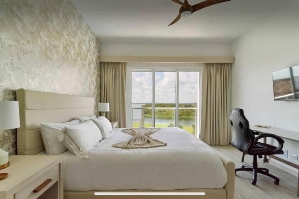 Ocean View Penthouse At Hard Rock By Unwind
