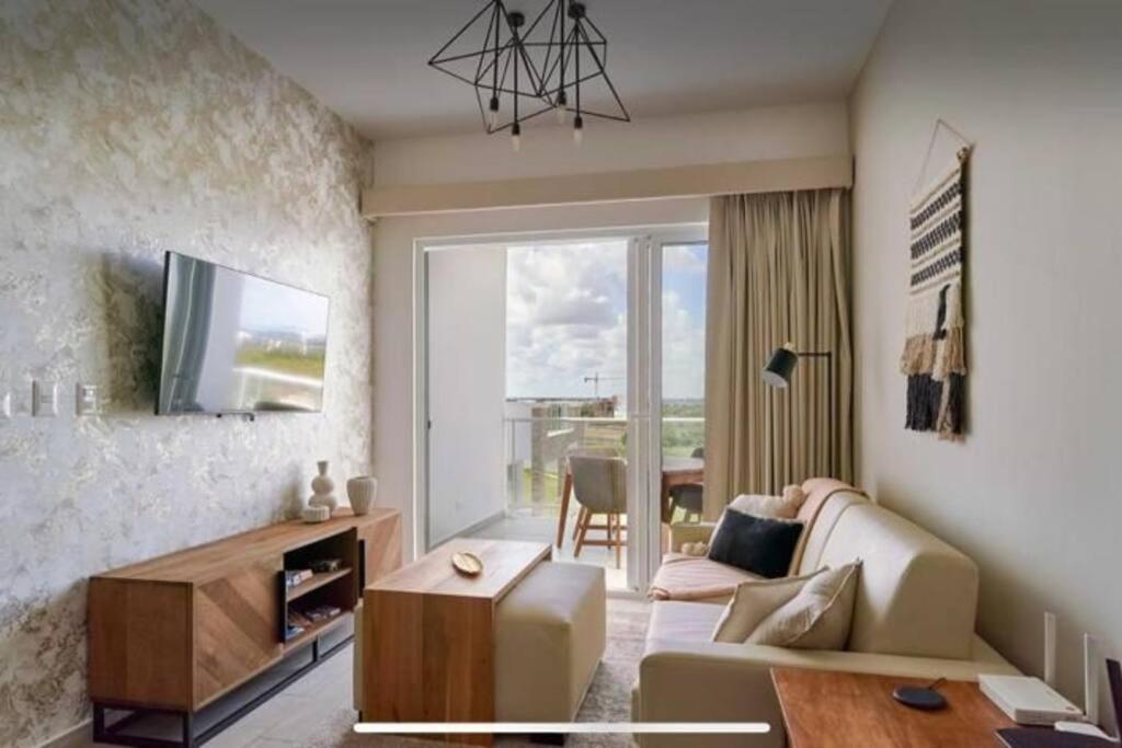 Ocean View Penthouse At Hard Rock By Unwind Apartment