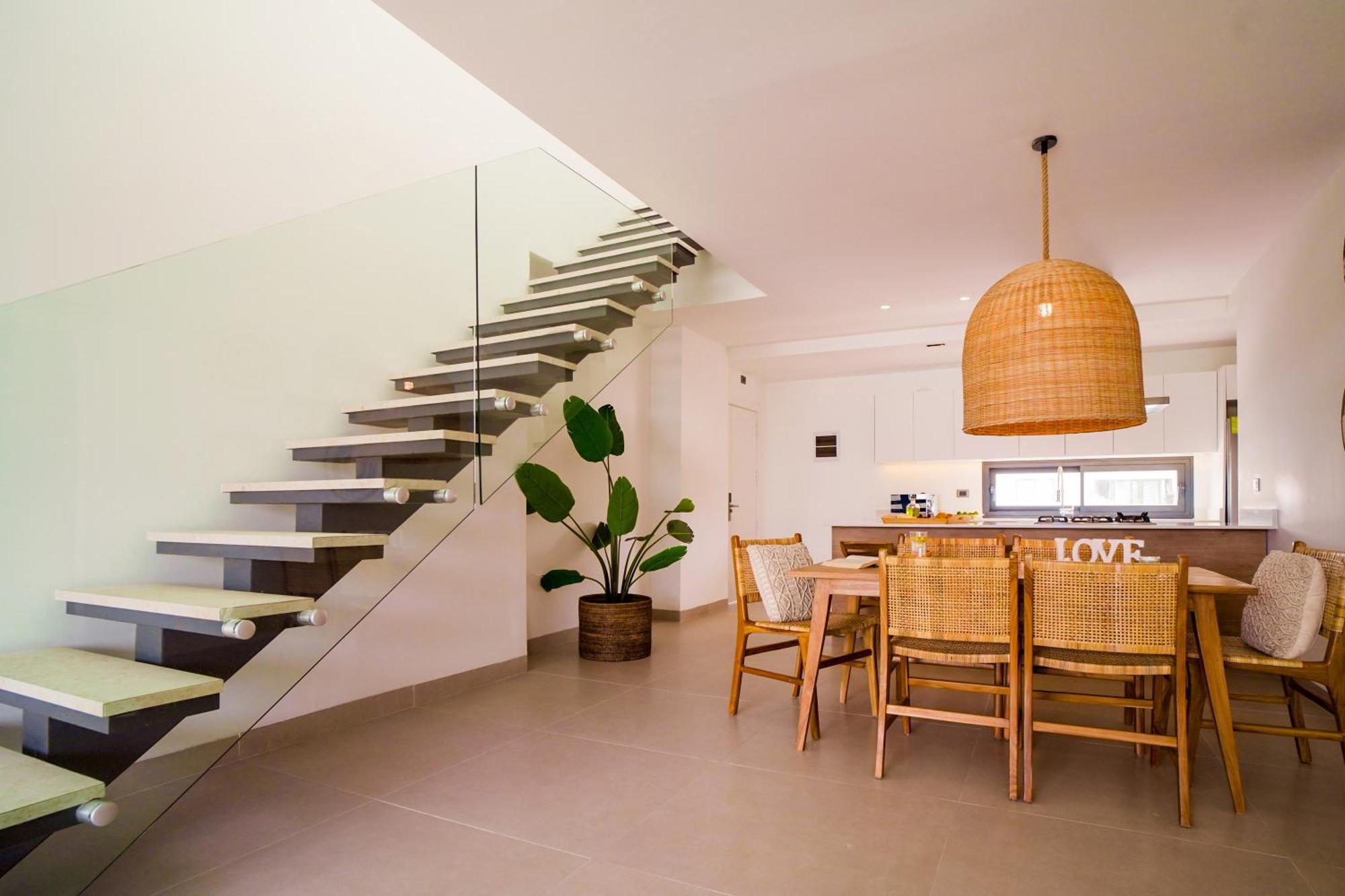Apartment Homes *