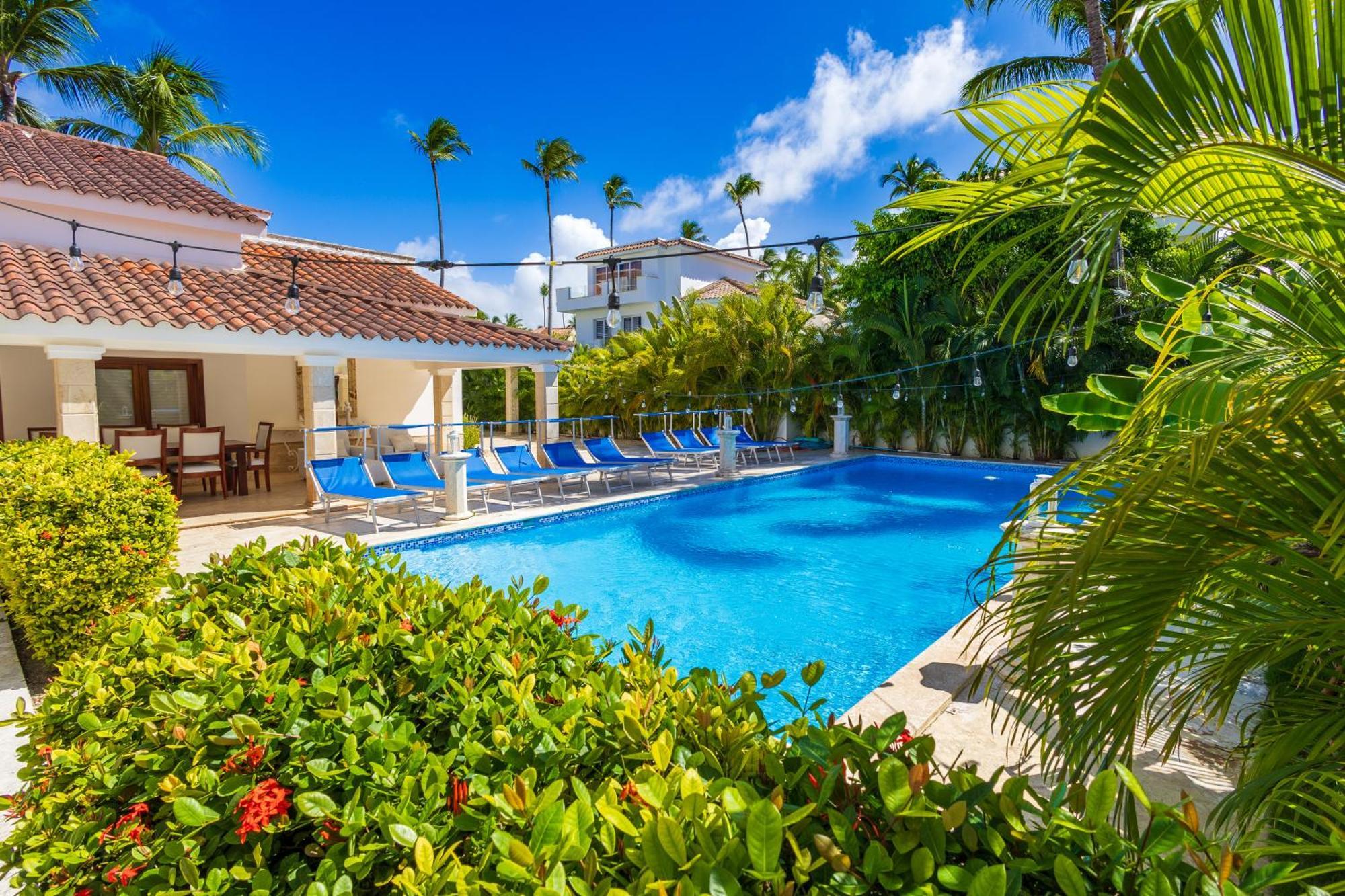 Huge 7-bedroom With Private Pool - Corales