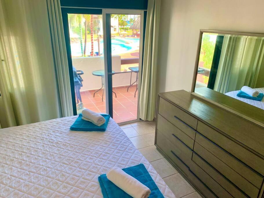 Stanza Mare Ocean View Huge Pool Front Apartment *