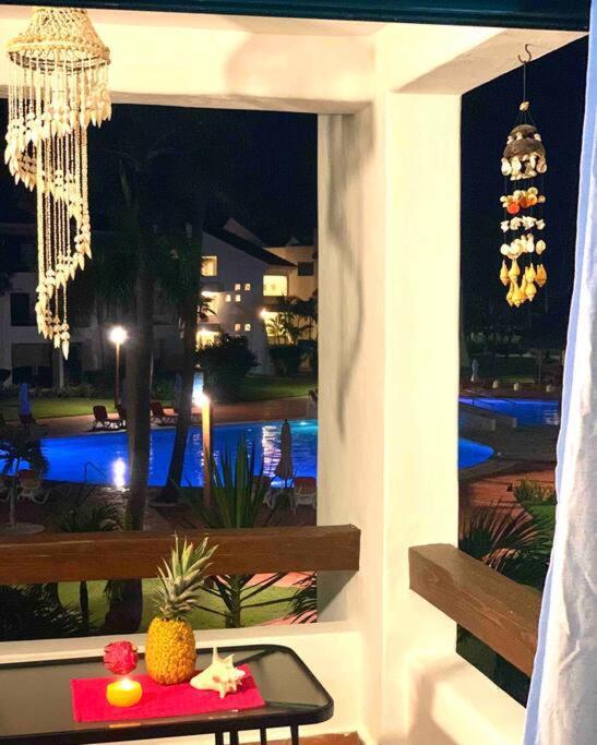 Stanza Mare Ocean View Huge Pool Front Apartment