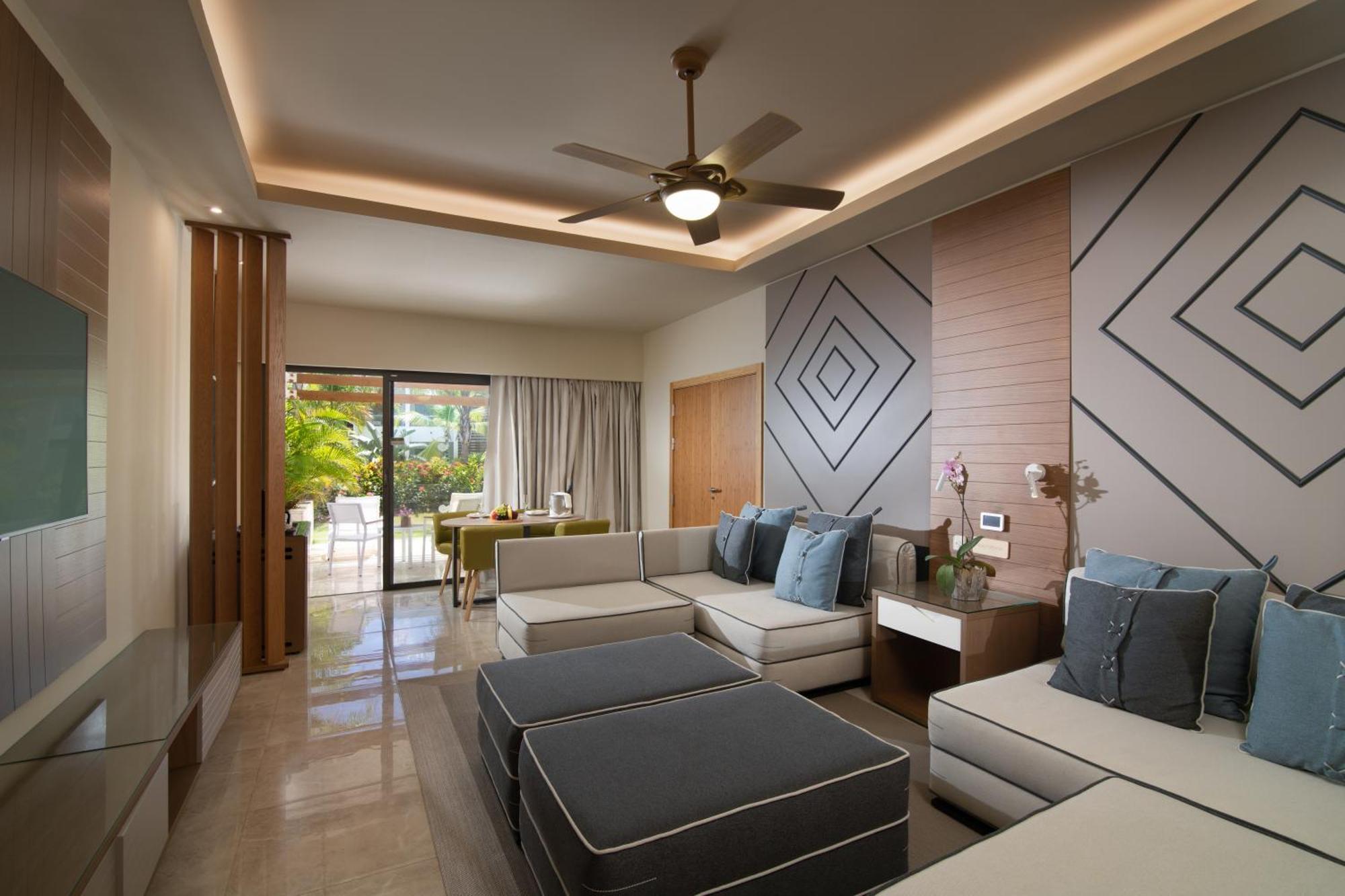 Resort Dreams Onyx & 5*