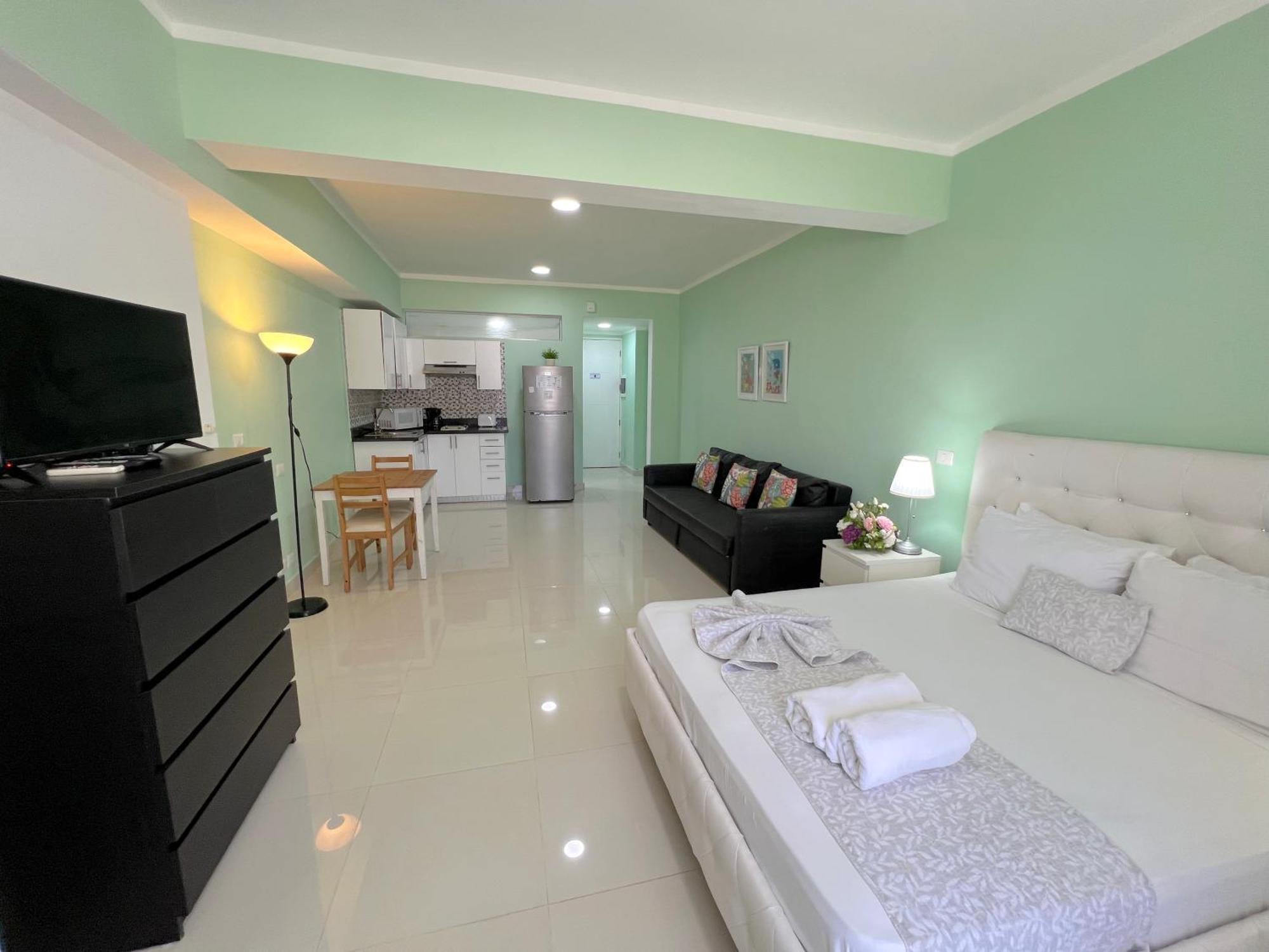 Hotel Aventura Playa Los Corales 5*