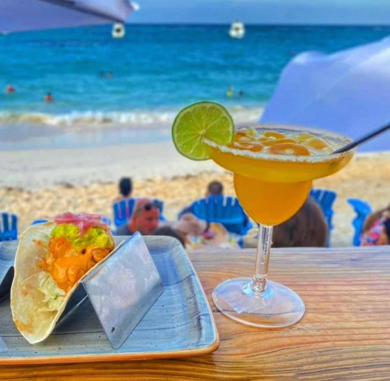 Aventura Playa Los Corales Punta Cana