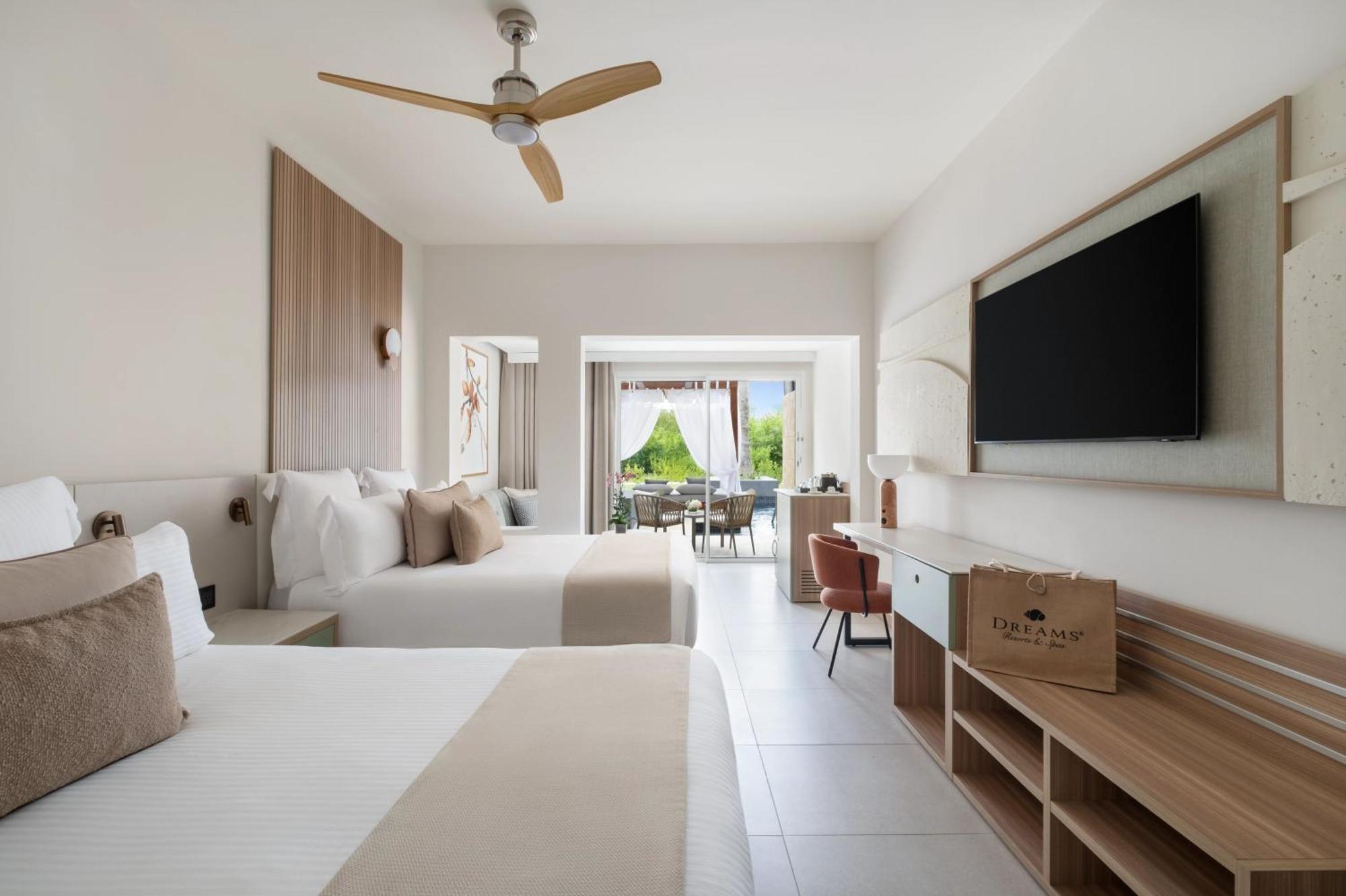 Resort Dreams Royal (adults Only)