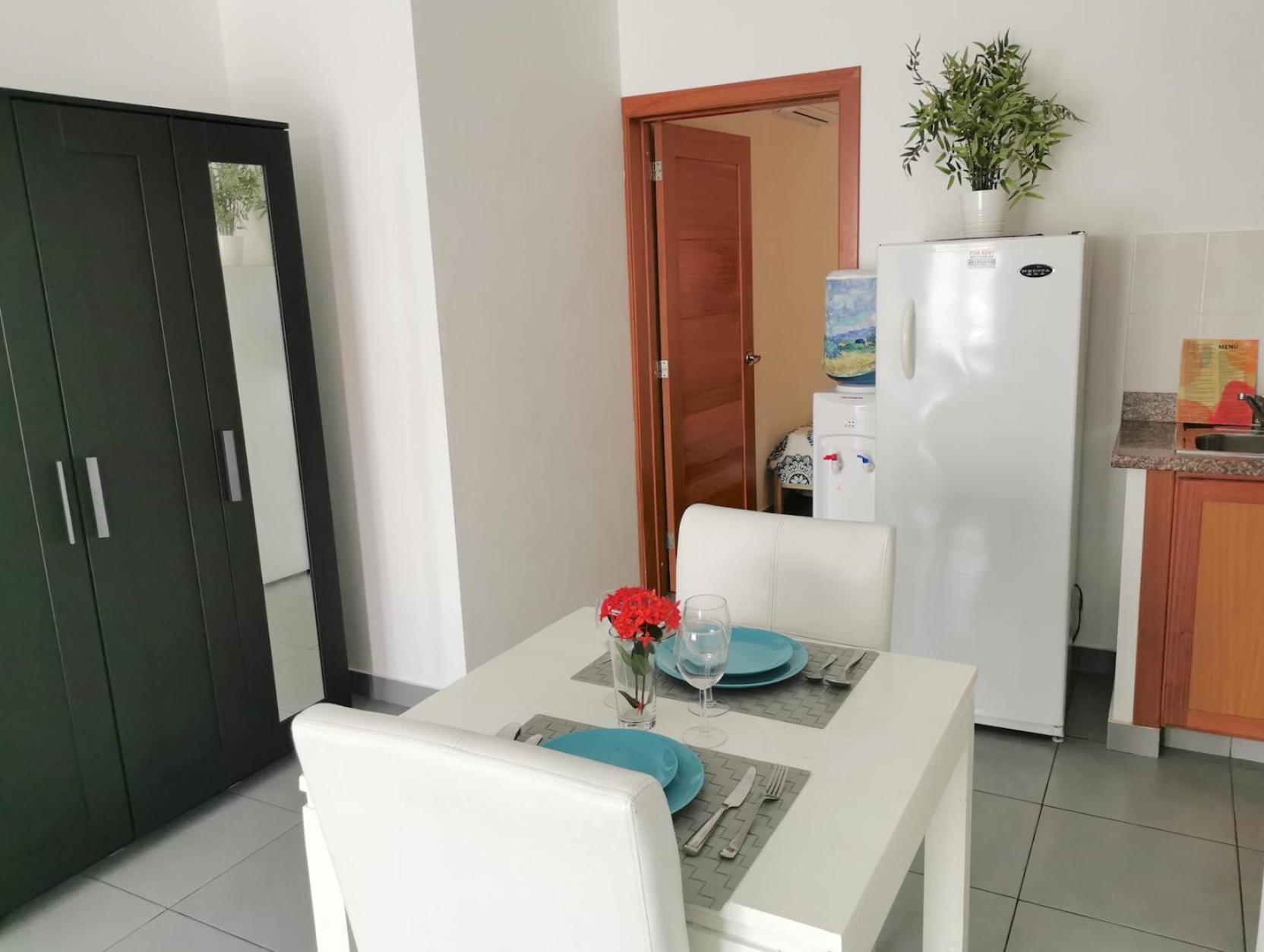 Hotel Serenara Playa Corales 5*